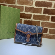 Gucci Wallets & Purse